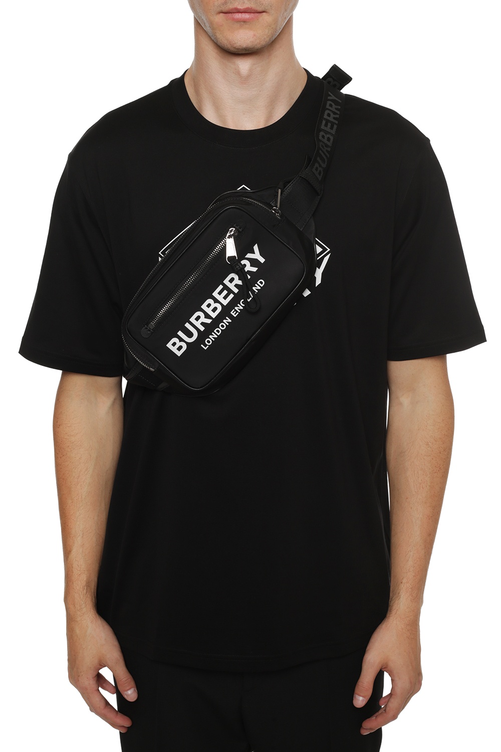 バッグ・カバンその他 Burberry FW25 Black canvas belt bag (8111402 A1189) Burberry Fanny pack with logo-shaped appliqué | Men's Bags